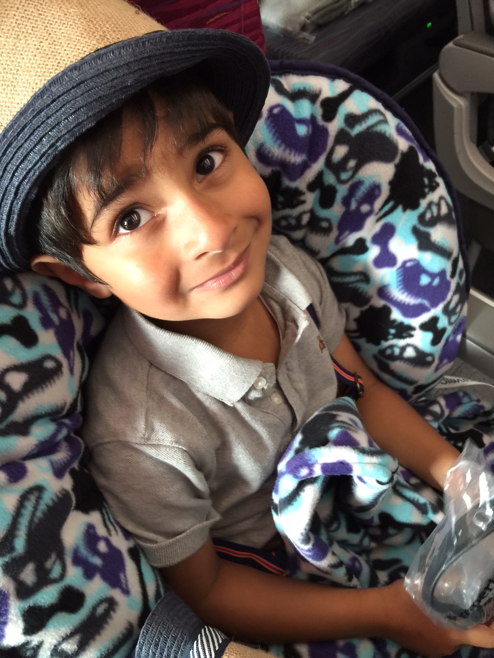 Review: Travel Snug Airline Seat Cushion For Kids
