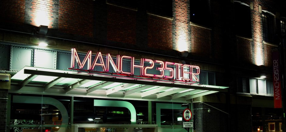 1441702244_5997_manchester235_external